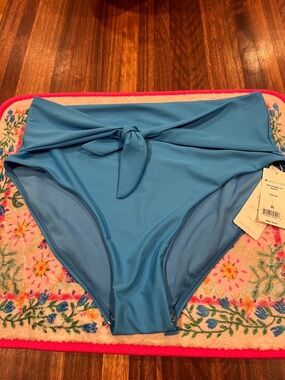 JANELA BAY high cut waist tie bathing suit bottoms. Size Large